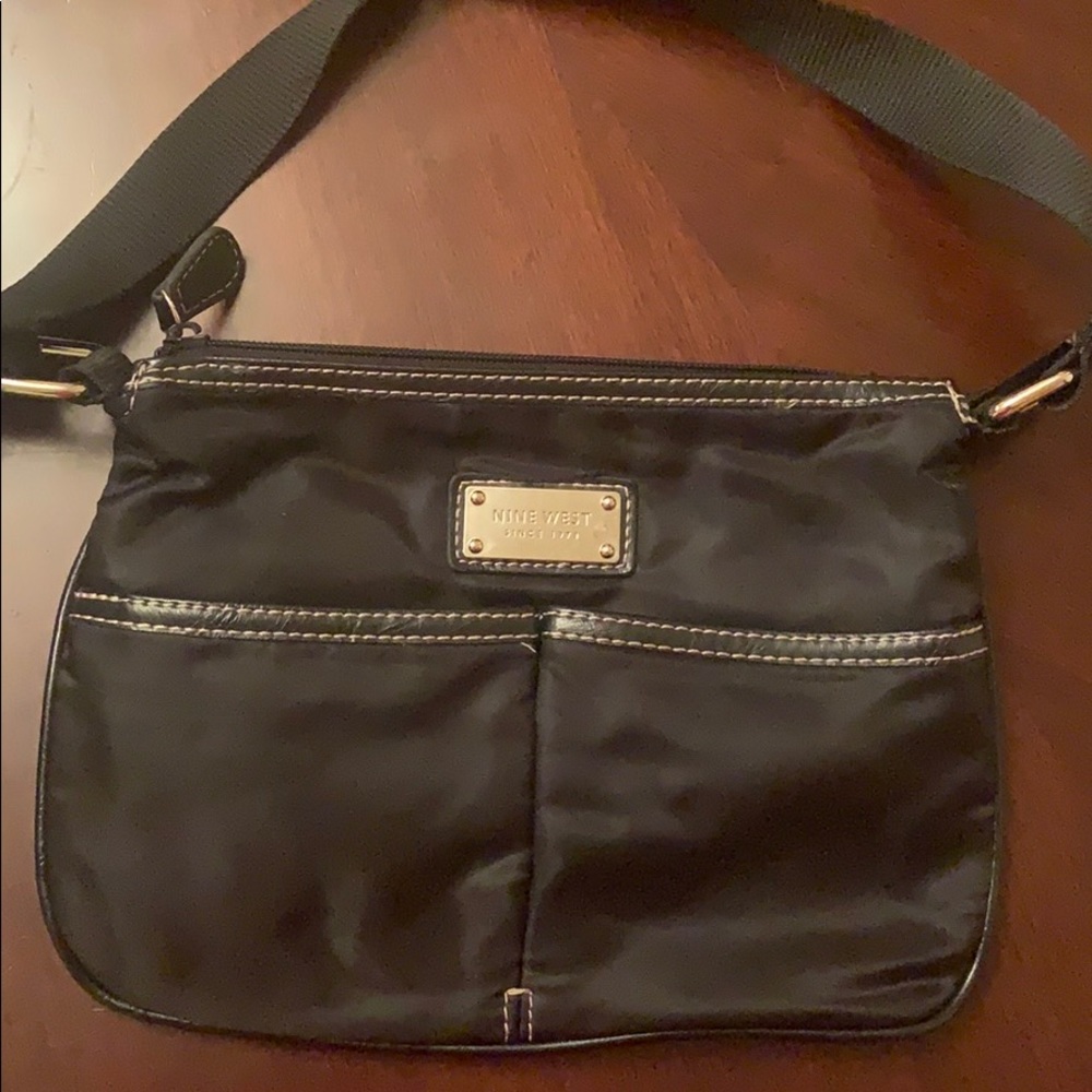 Nine West duel front pocket purse
